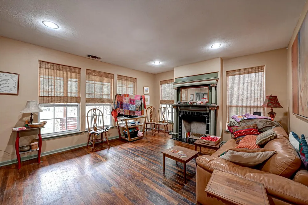 806 Lehman Street Houston, TX 77018
