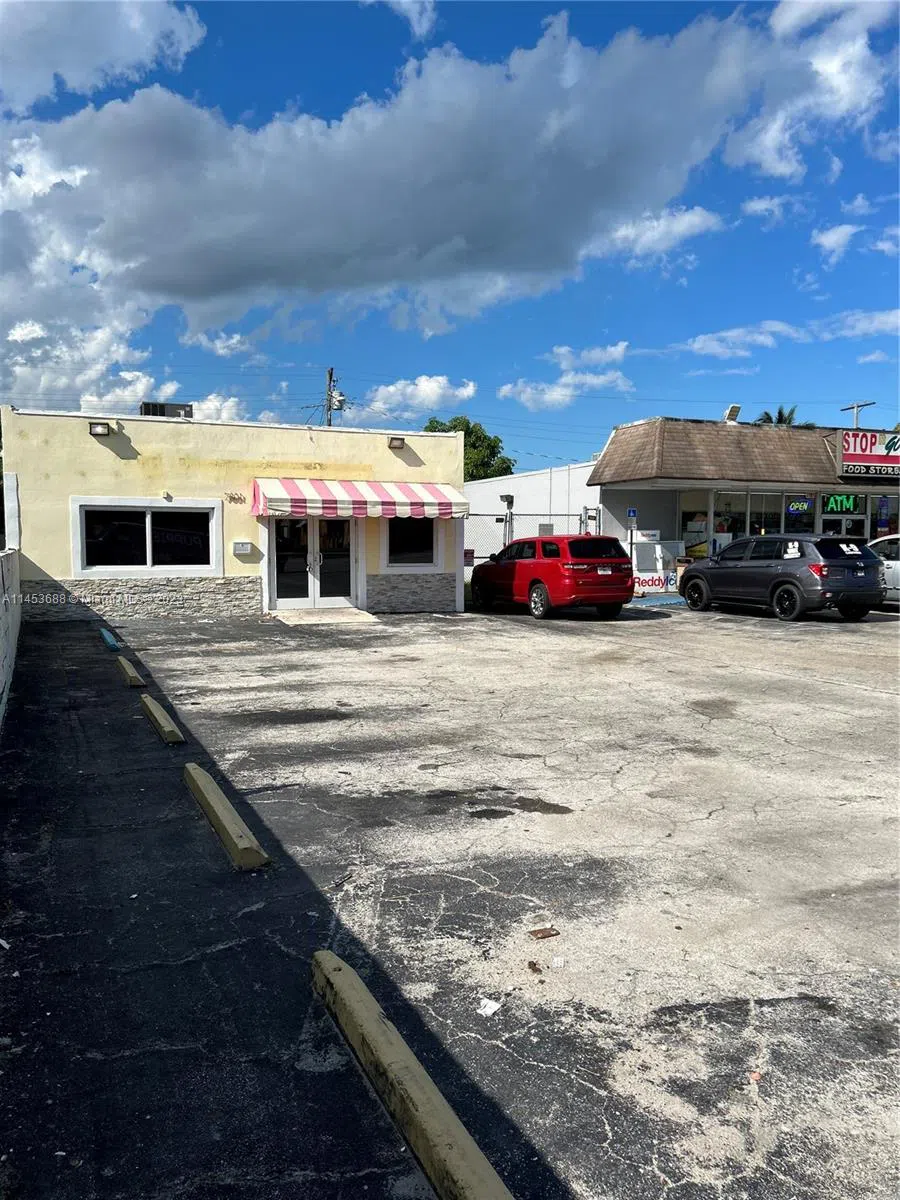 7801 Johnson St Pembroke Pines, FL 33024
