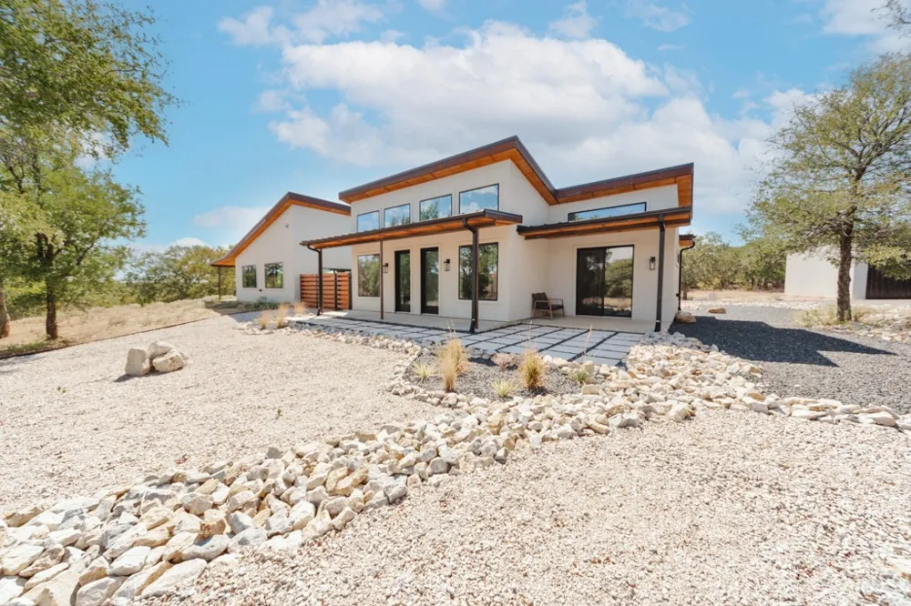 135 Demonbreun Court Chico, TX 76431