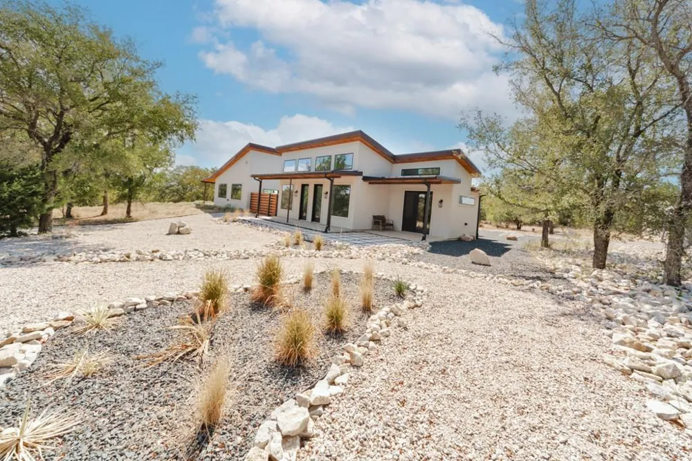 135 Demonbreun Court Chico, TX 76431