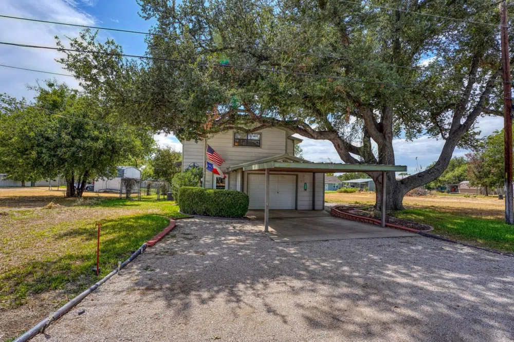 302 Overstreet Drive