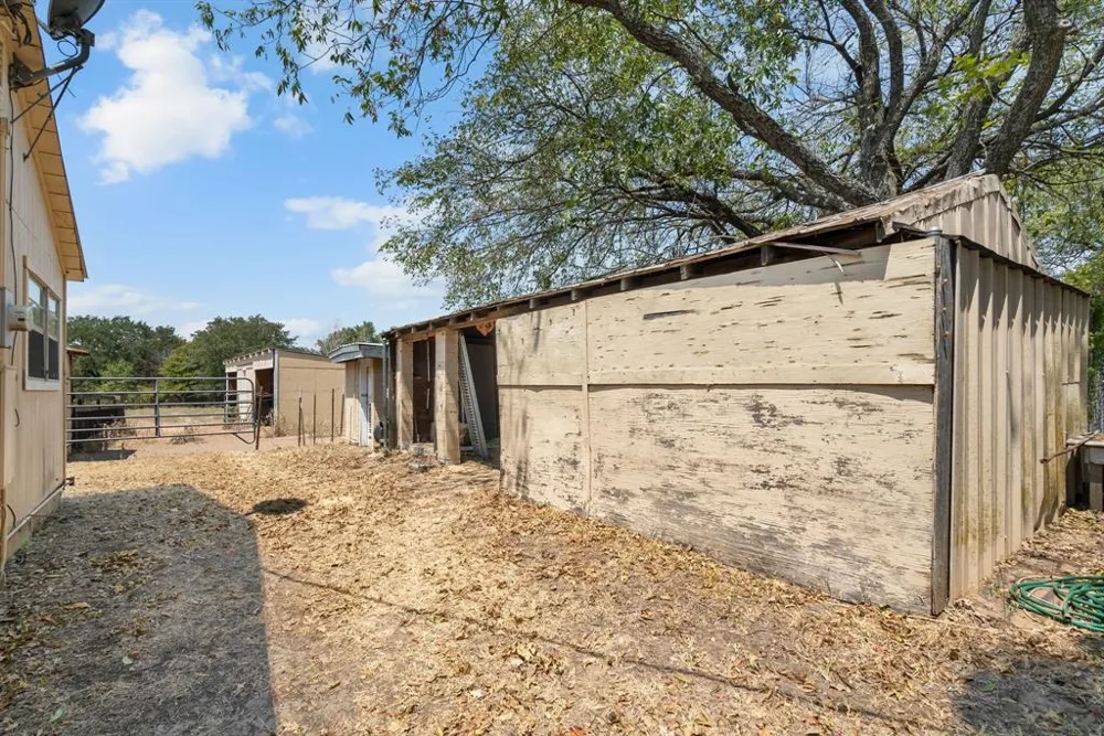12125 Fm 920 Weatherford, TX 76088