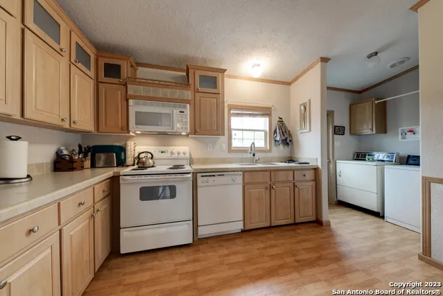 649 Rocky Hill Rd Junction, TX 76849