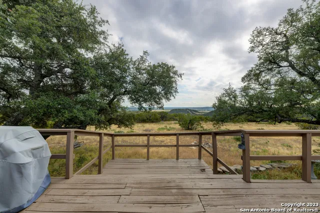 649 Rocky Hill Rd Junction, TX 76849