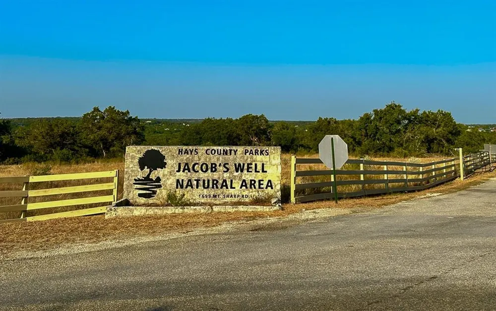 3600 Mt Sharp Rd Wimberley, TX 78676