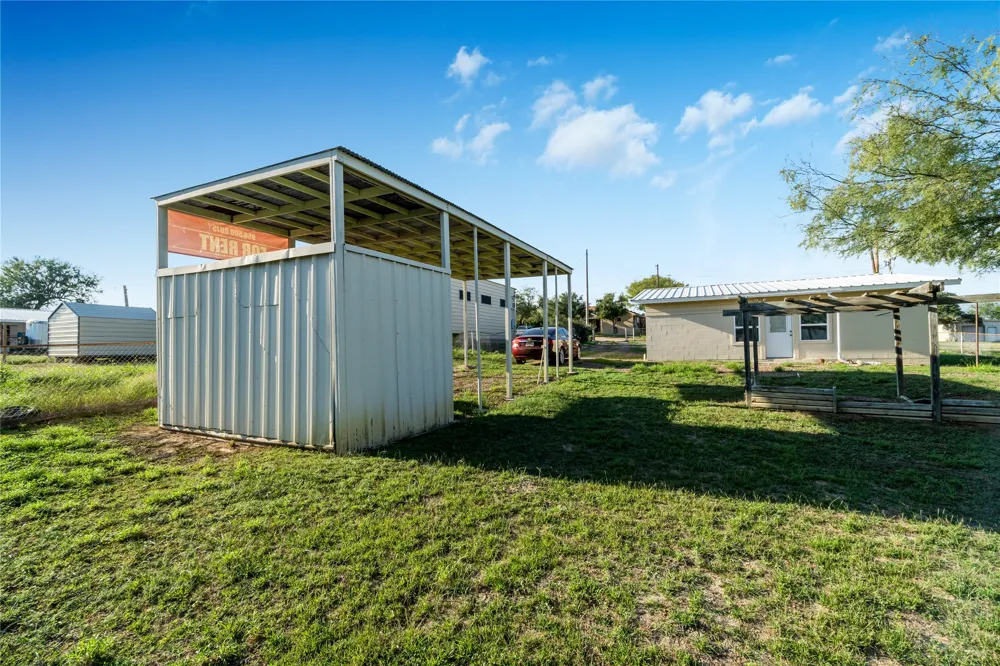 106 Overview Drive Zapata, TX 78076