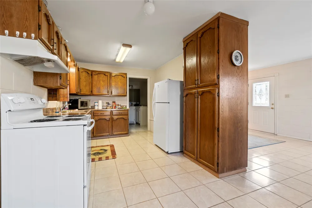 106 Overview Drive Zapata, TX 78076