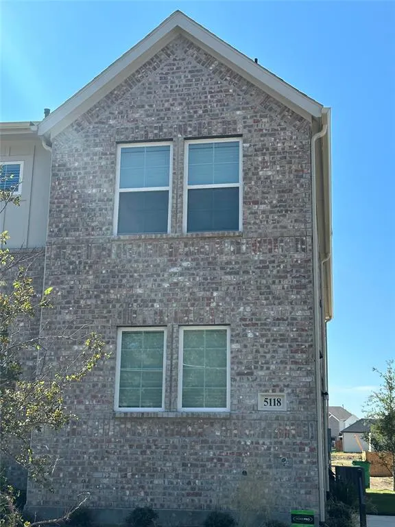 5118 Springlake Parkway Haltom City, TX 76117