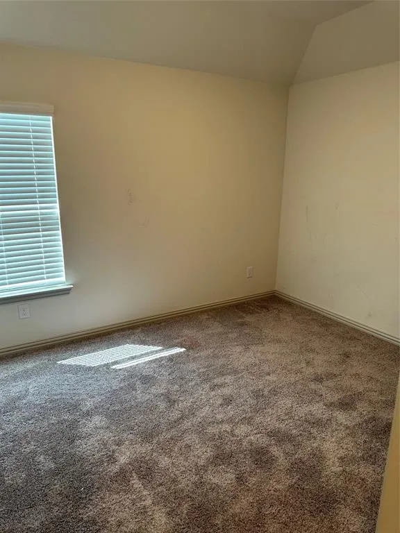 5118 Springlake Parkway Haltom City, TX 76117