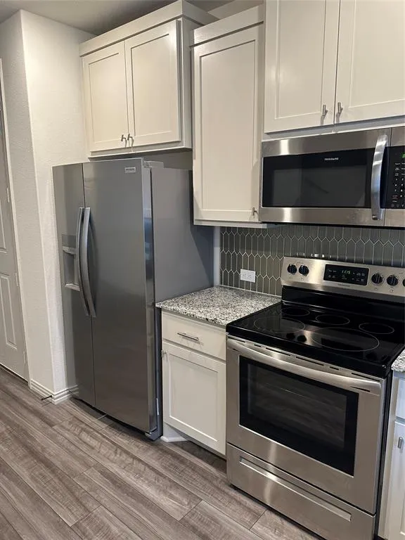 5118 Springlake Parkway Haltom City, TX 76117
