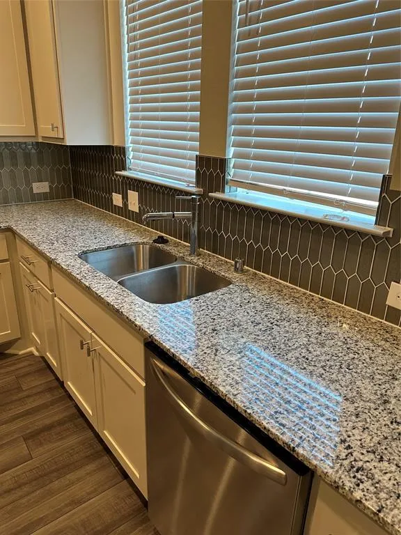 5118 Springlake Parkway Haltom City, TX 76117