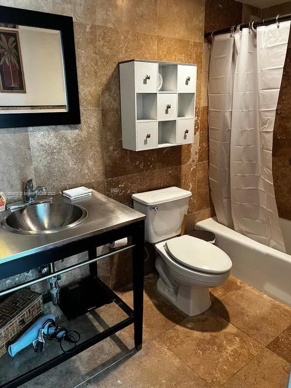 3801 S Ocean Dr #6S Hollywood, FL 33019