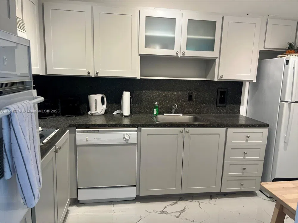 3801 S Ocean Dr #6S Hollywood, FL 33019
