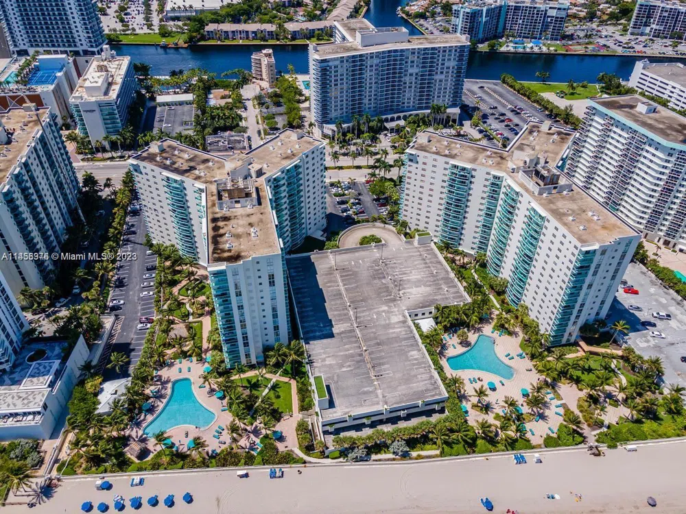 3801 S Ocean Dr #6S Hollywood, FL 33019