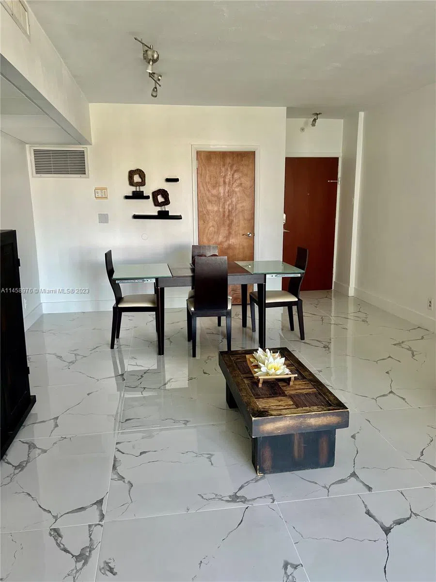 3801 S Ocean Dr #6S Hollywood, FL 33019
