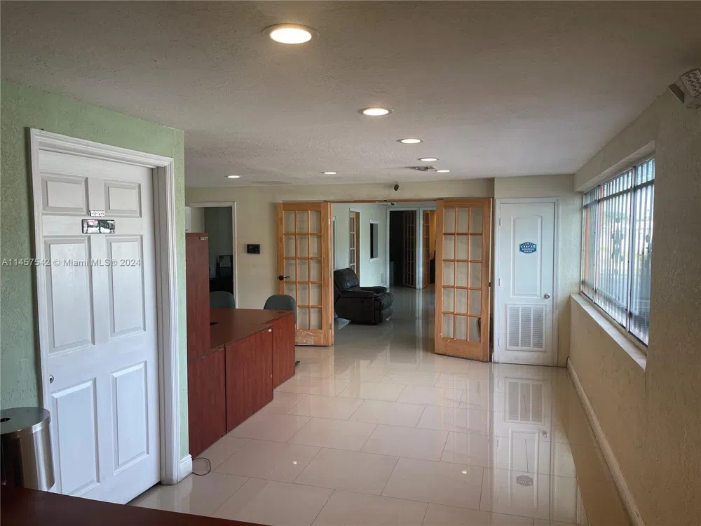 9800 NW 27th Ave Miami, FL 33147