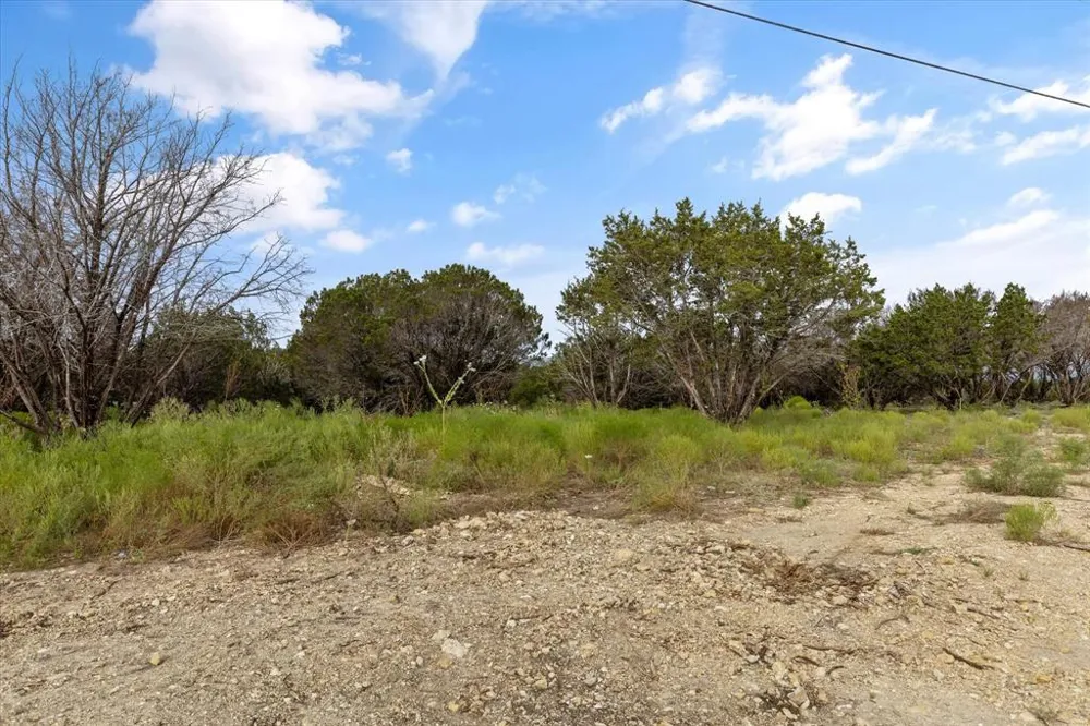 1005 County Rd 407a Nemo, TX 76070