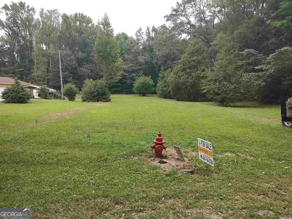 77 Rosser LN Locust Grove, GA 30248
