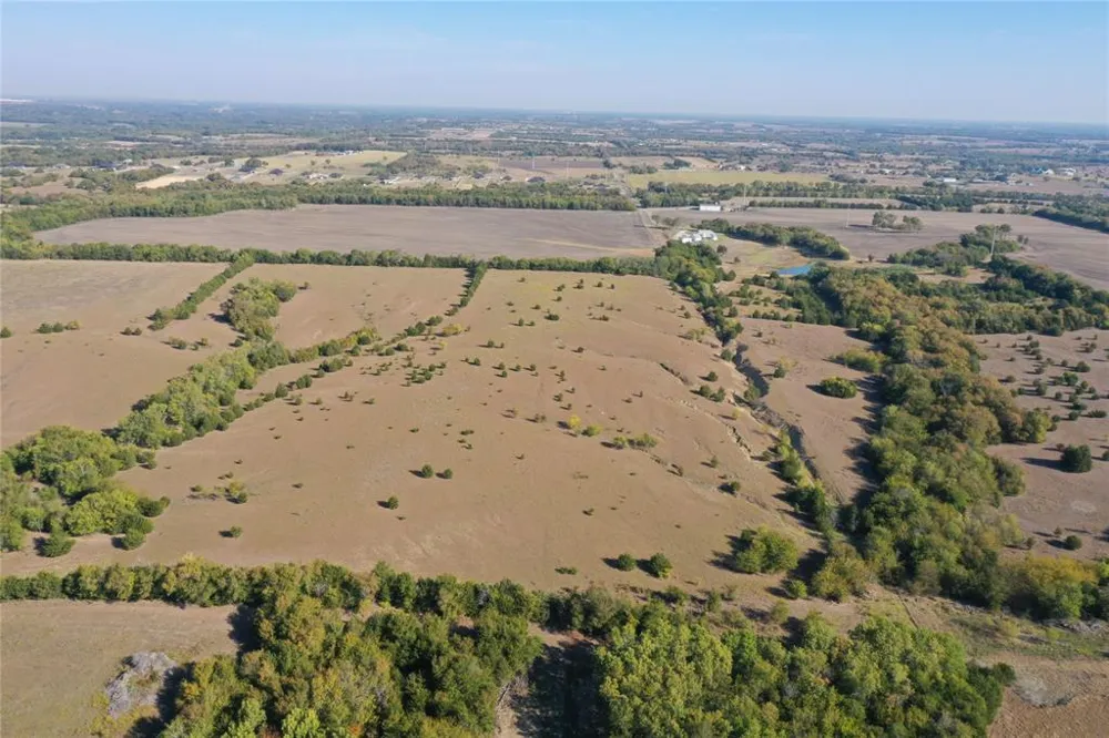 3868 County Road 494 Princeton, TX 75407