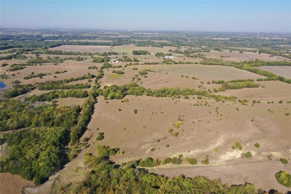 3868 County Road 494 Princeton, TX 75407
