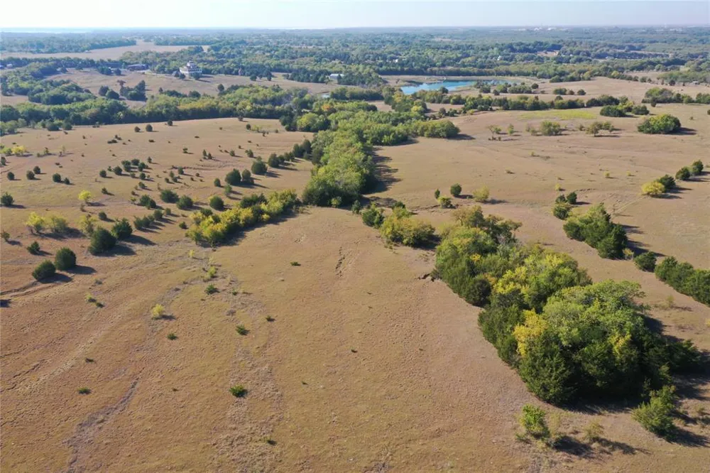 3868 County Road 494 Princeton, TX 75407