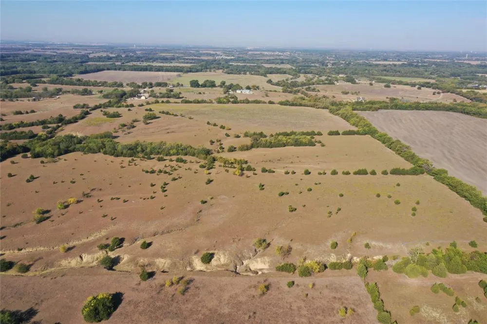 3868 County Road 494 Princeton, TX 75407