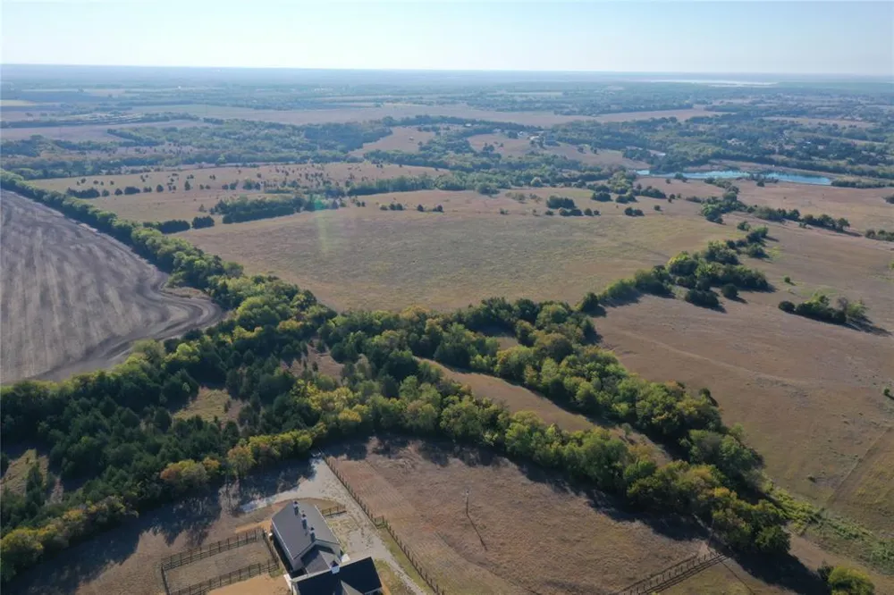 3868 County Road 494 Princeton, TX 75407