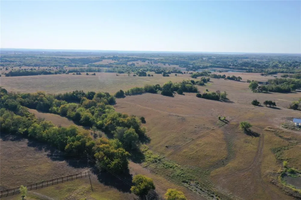 3868 County Road 494 Princeton, TX 75407