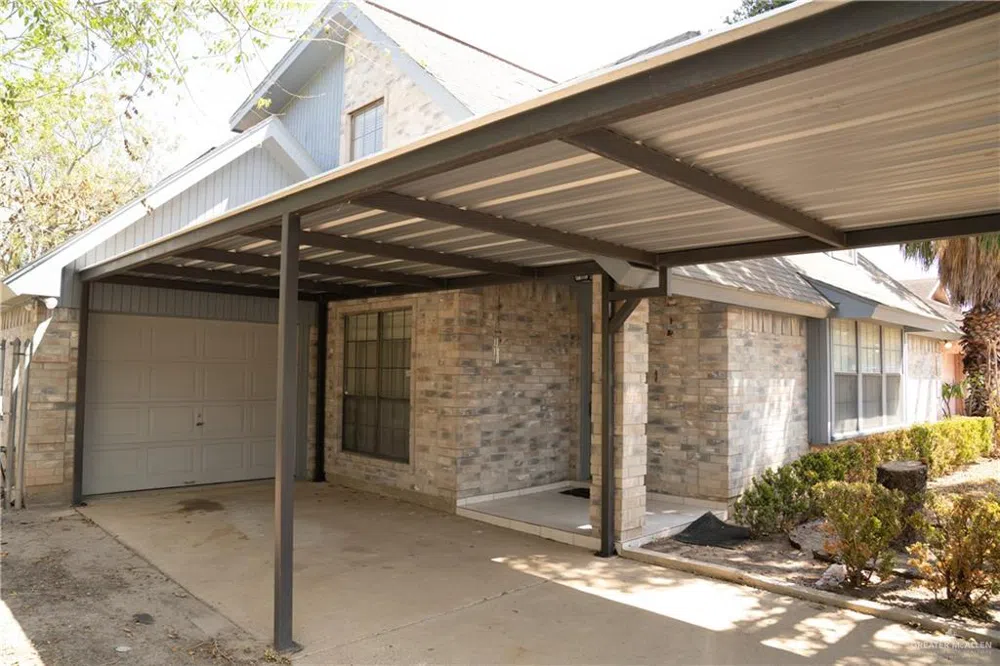 1013 Miracle Lane Mission, TX 78572