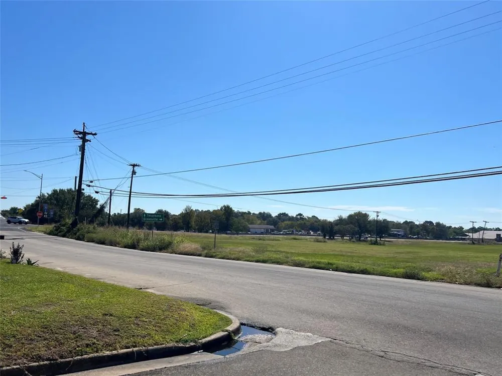 8 Interstate 30 Street Sulphur Springs, TX 75482