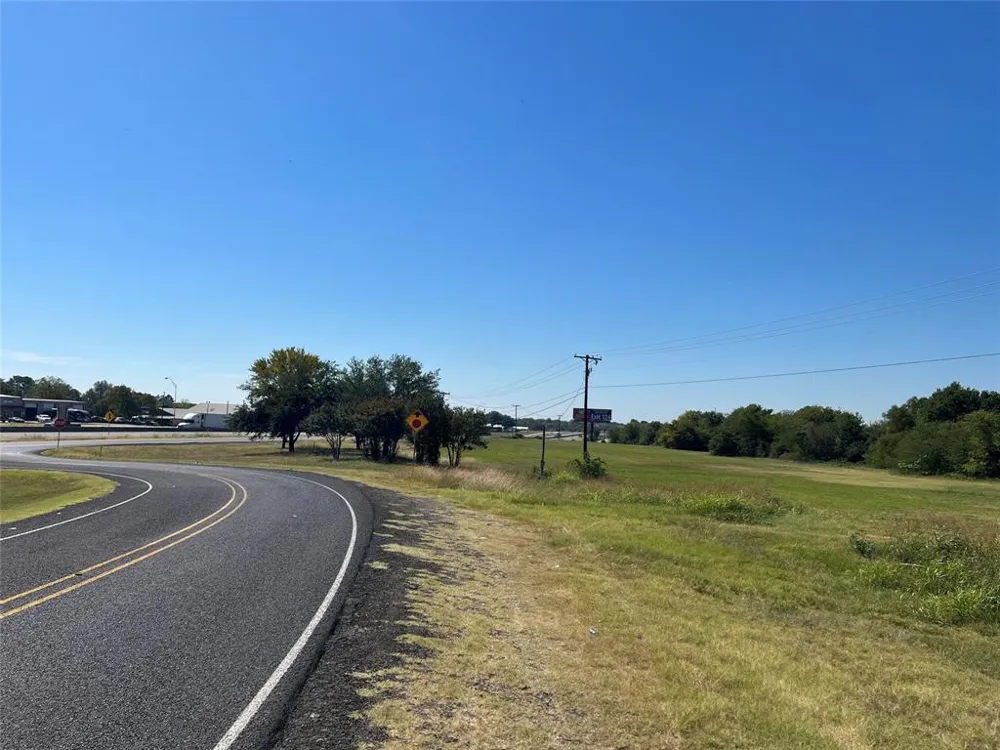 8 Interstate 30 Street Sulphur Springs, TX 75482