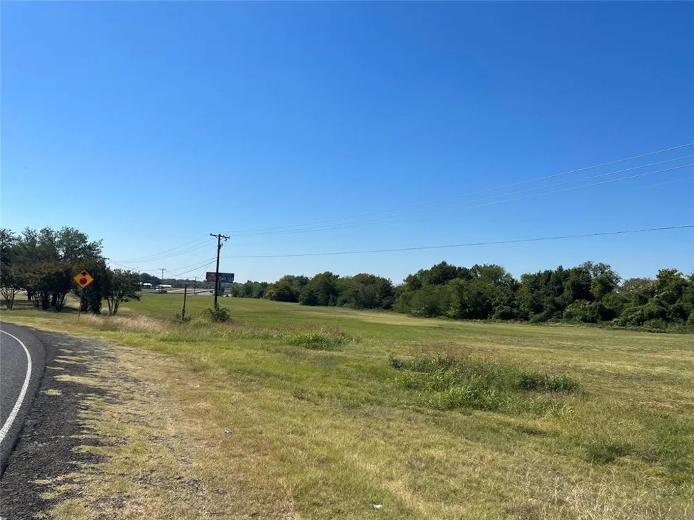 8 Interstate 30 Street Sulphur Springs, TX 75482