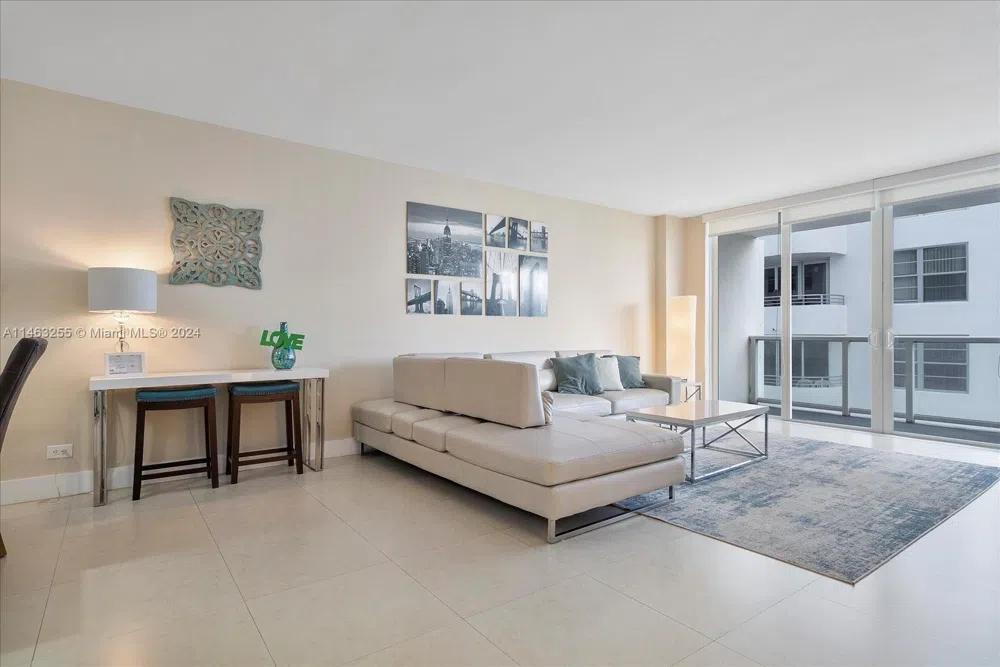 5601 Collins Ave #1514 Miami Beach, FL 33140