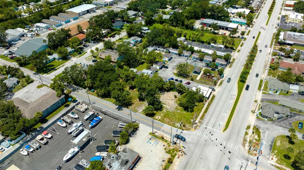 000 RIDGEWOOD AVENUE Holly Hill, FL 32117