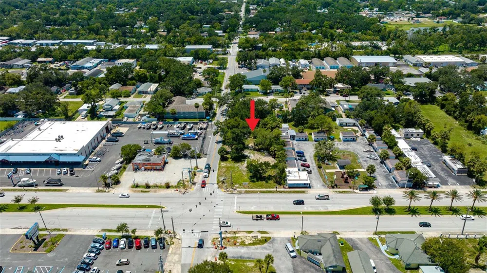 000 RIDGEWOOD AVENUE Holly Hill, FL 32117
