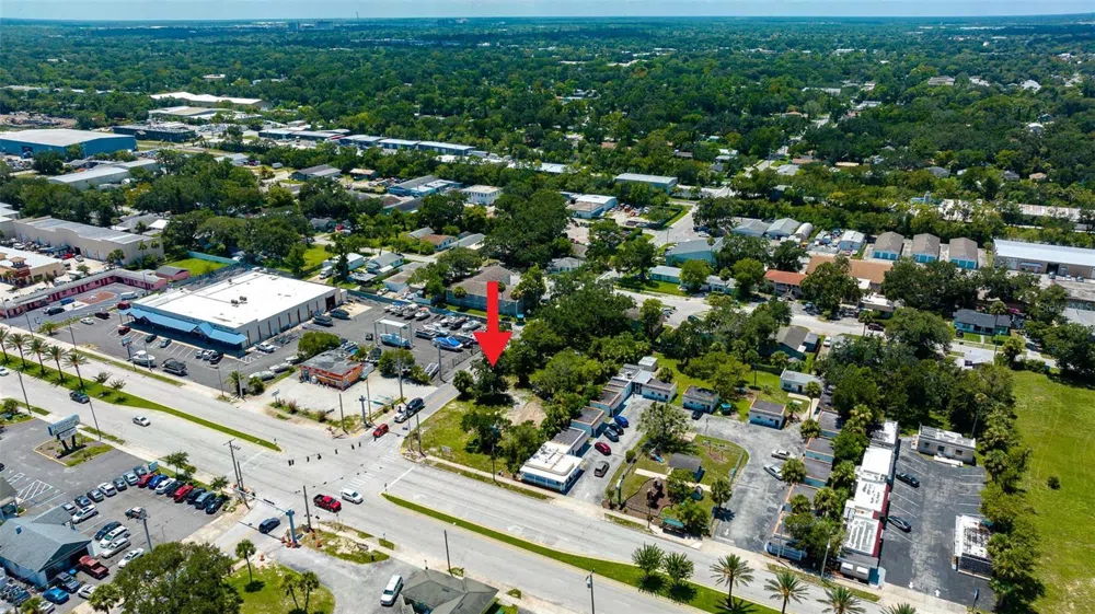 000 RIDGEWOOD AVENUE Holly Hill, FL 32117
