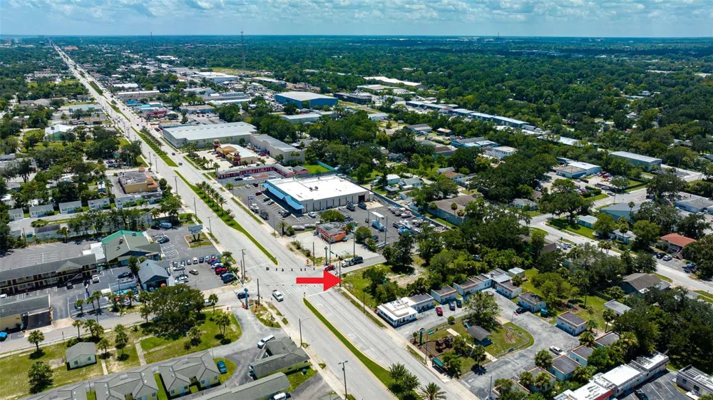 000 RIDGEWOOD AVENUE Holly Hill, FL 32117