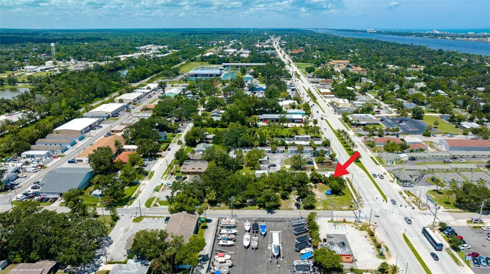 000 RIDGEWOOD AVENUE Holly Hill, FL 32117