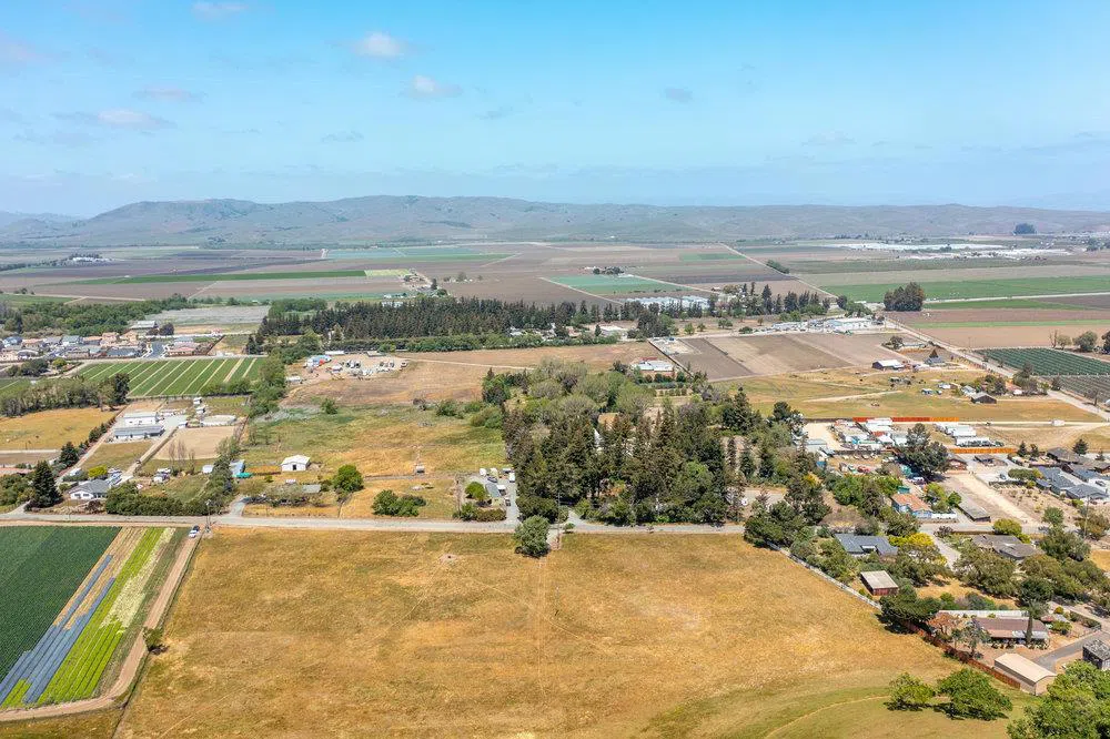 333 Mission Vineyard Road San Juan Bautista, CA 95045