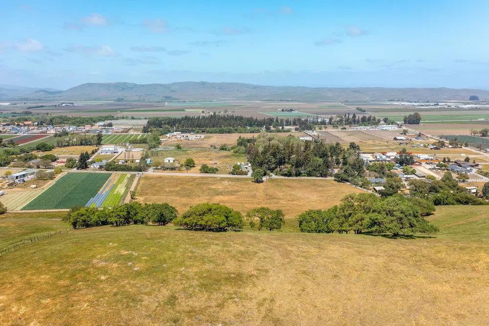 333 Mission Vineyard Road San Juan Bautista, CA 95045