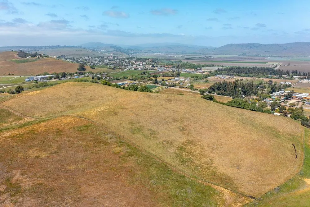 333 Mission Vineyard Road San Juan Bautista, CA 95045