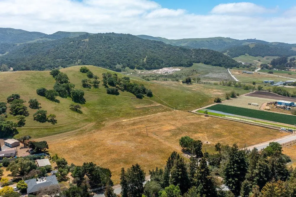 333 Mission Vineyard Road San Juan Bautista, CA 95045