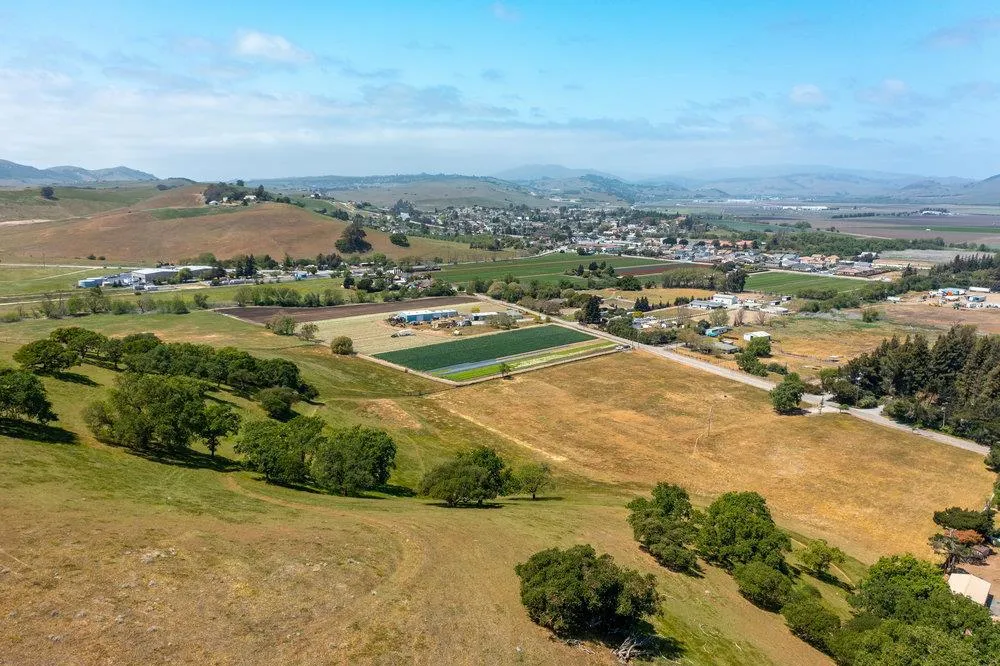 333 Mission Vineyard Road San Juan Bautista, CA 95045