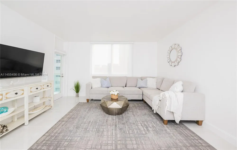 3801 S Ocean Dr #7O Hollywood, FL 33019