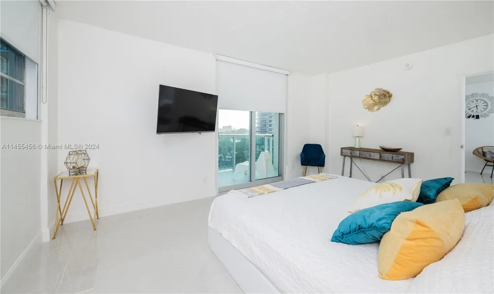 3801 S Ocean Dr #7O Hollywood, FL 33019