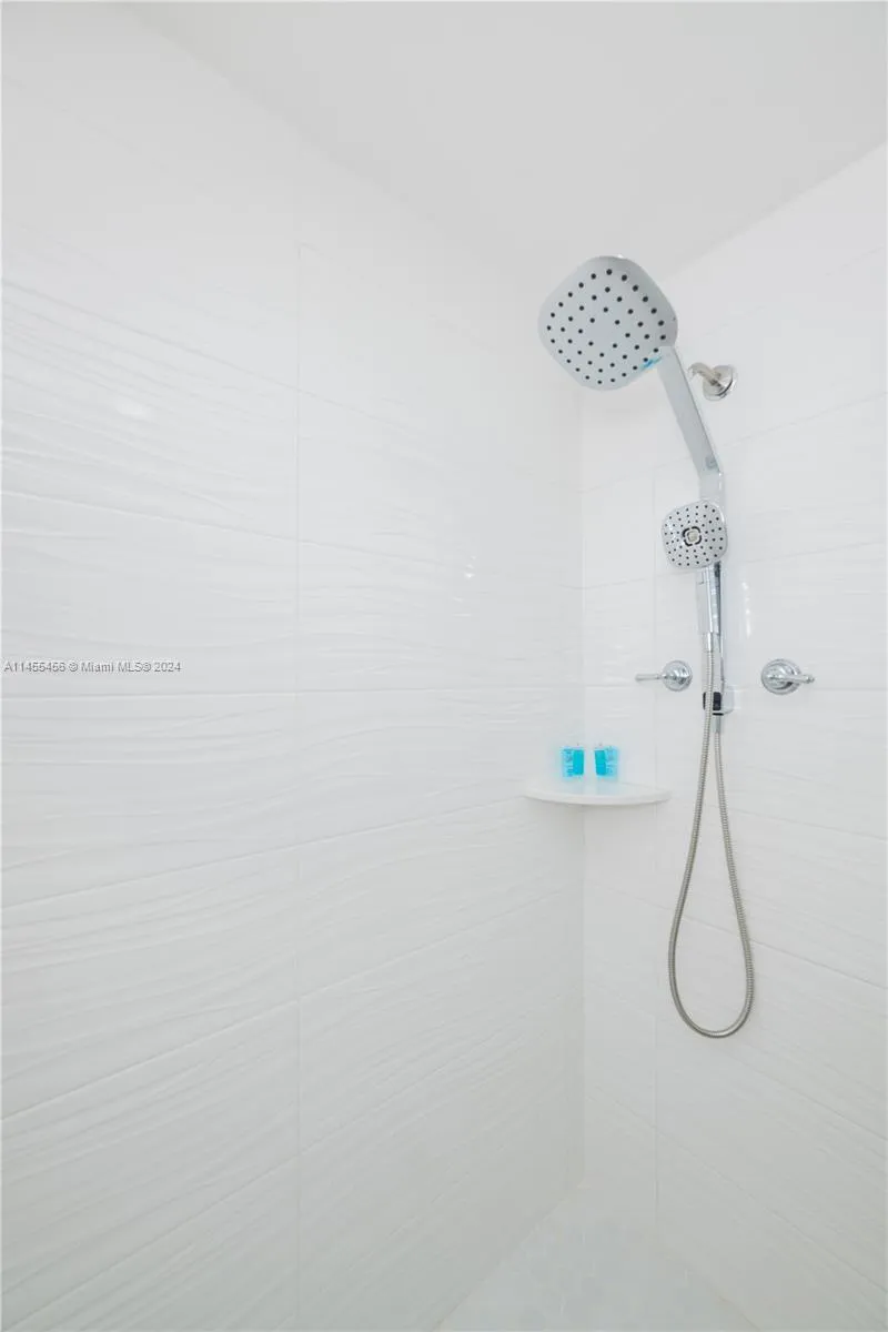 3801 S Ocean Dr #7O Hollywood, FL 33019