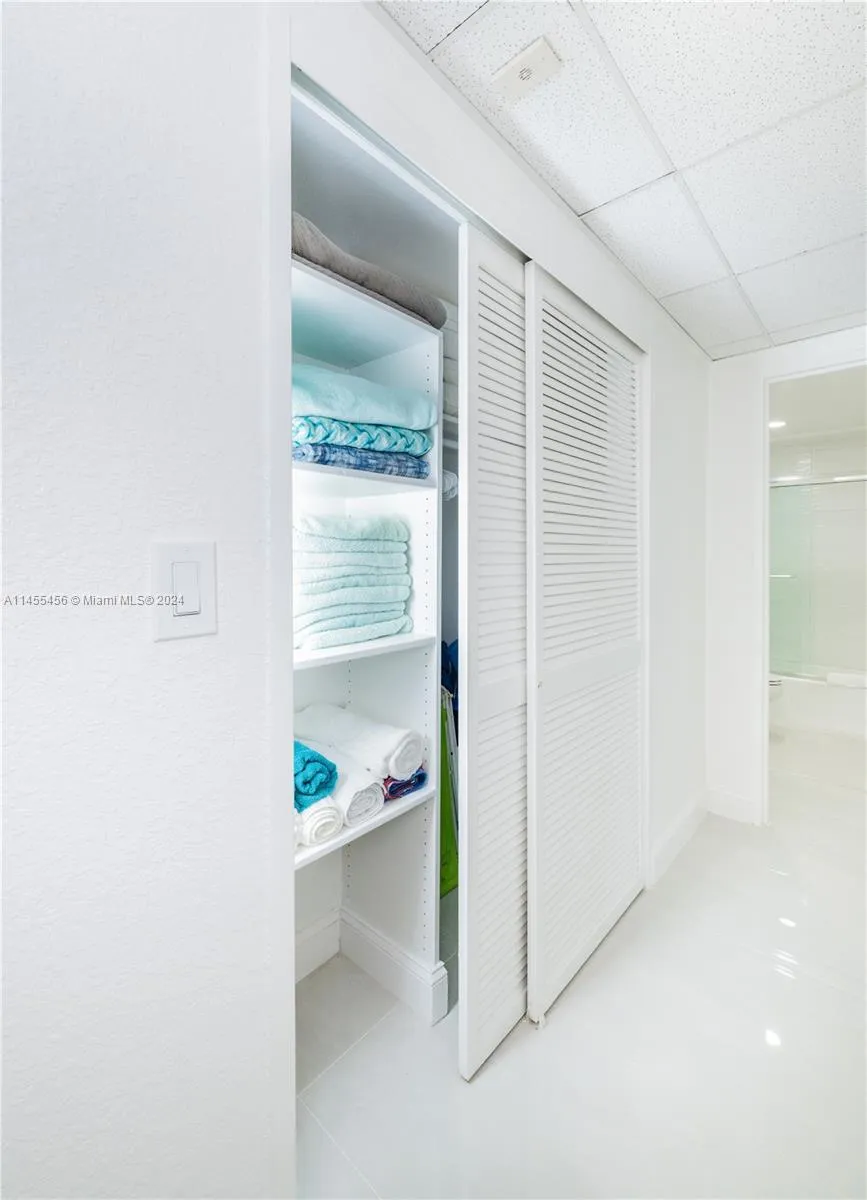 3801 S Ocean Dr #7O Hollywood, FL 33019