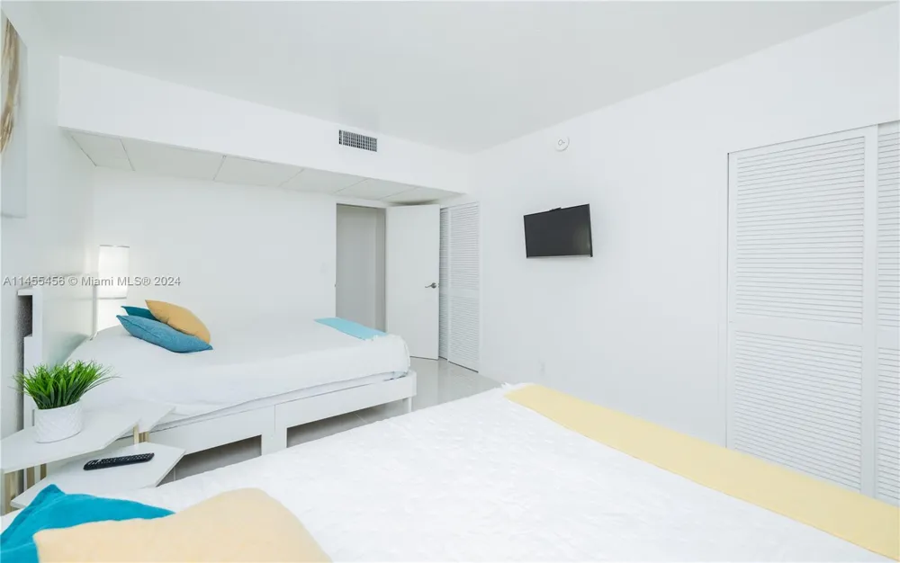 3801 S Ocean Dr #7O Hollywood, FL 33019
