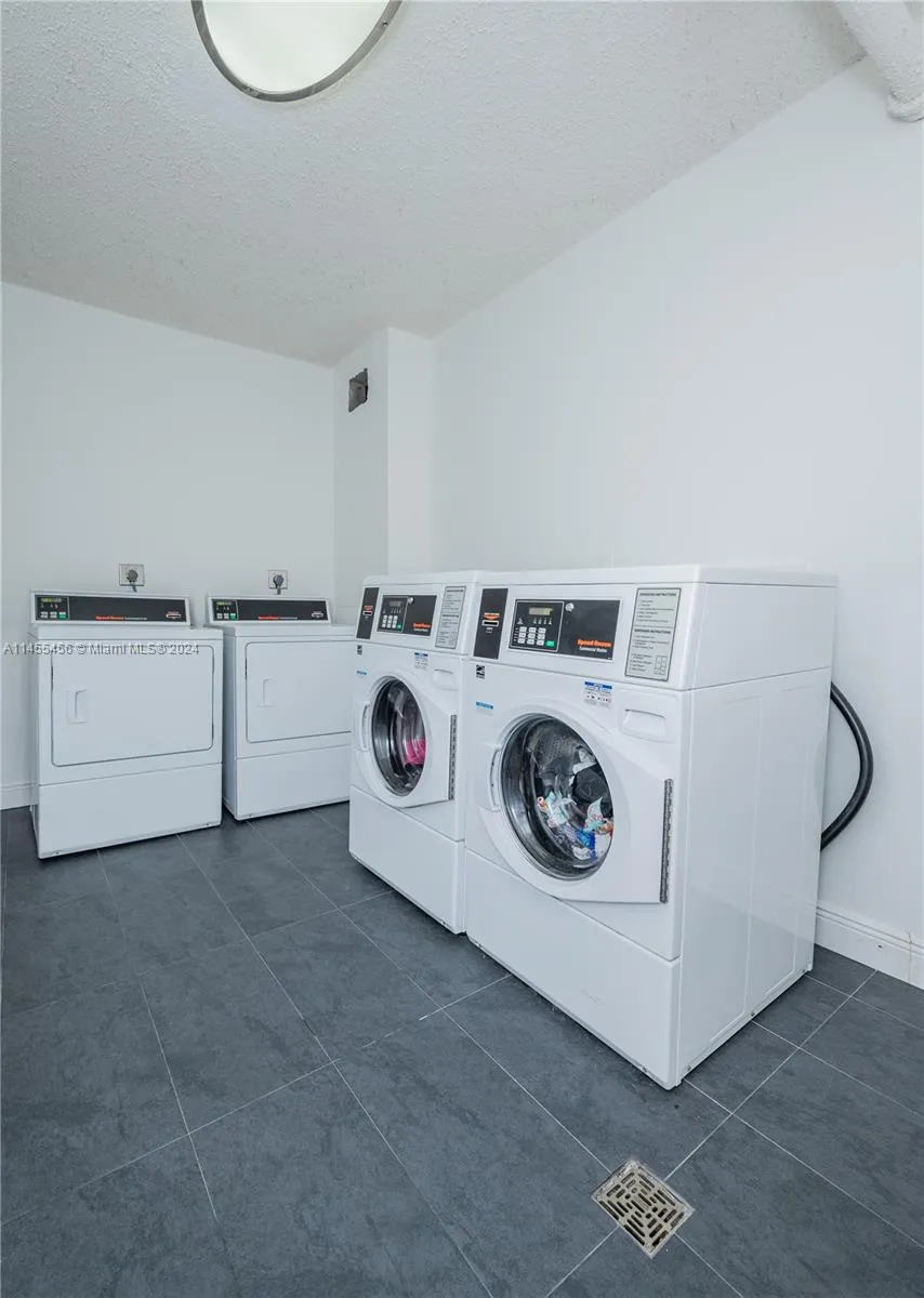 3801 S Ocean Dr #7O Hollywood, FL 33019