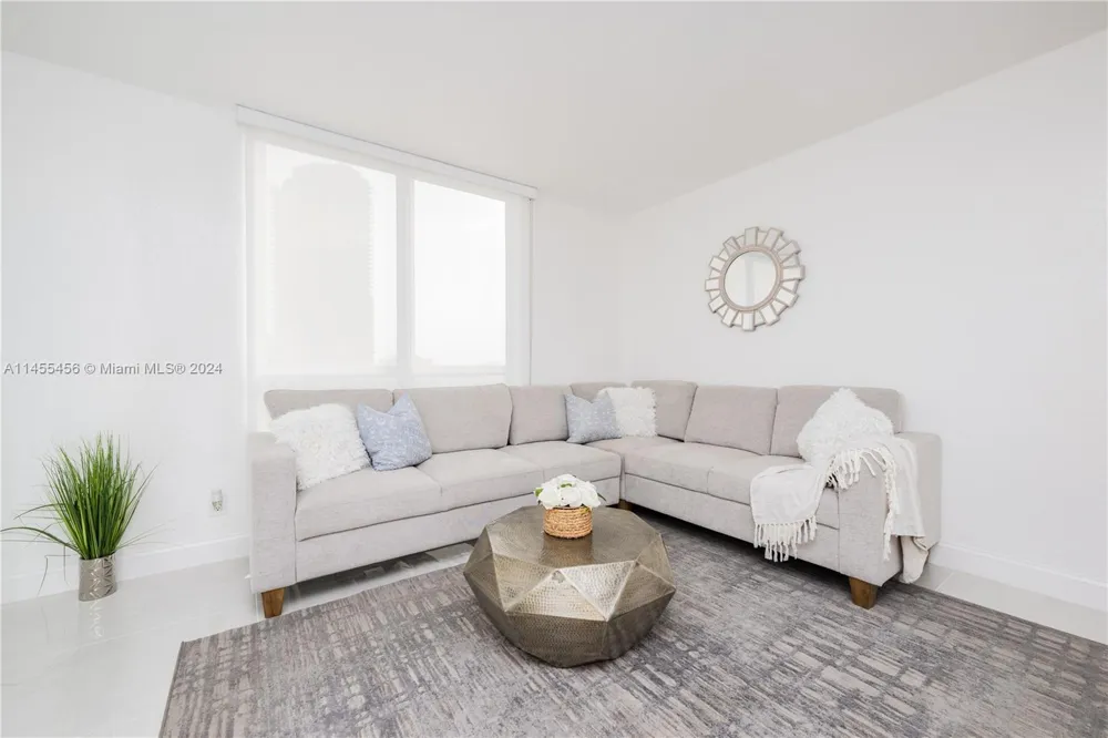 3801 S Ocean Dr #7O Hollywood, FL 33019